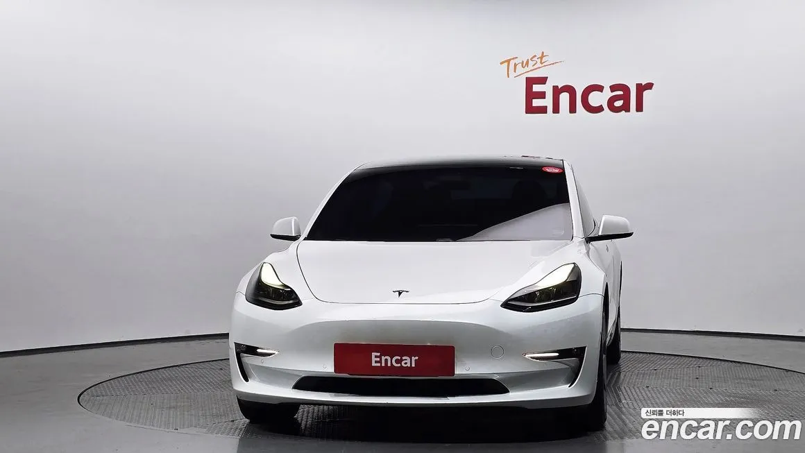 Tesla Model 3 2021 из KR, фото 3