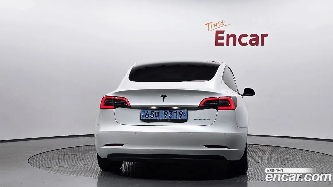 Tesla Model 3 2021 из KR, фото 4