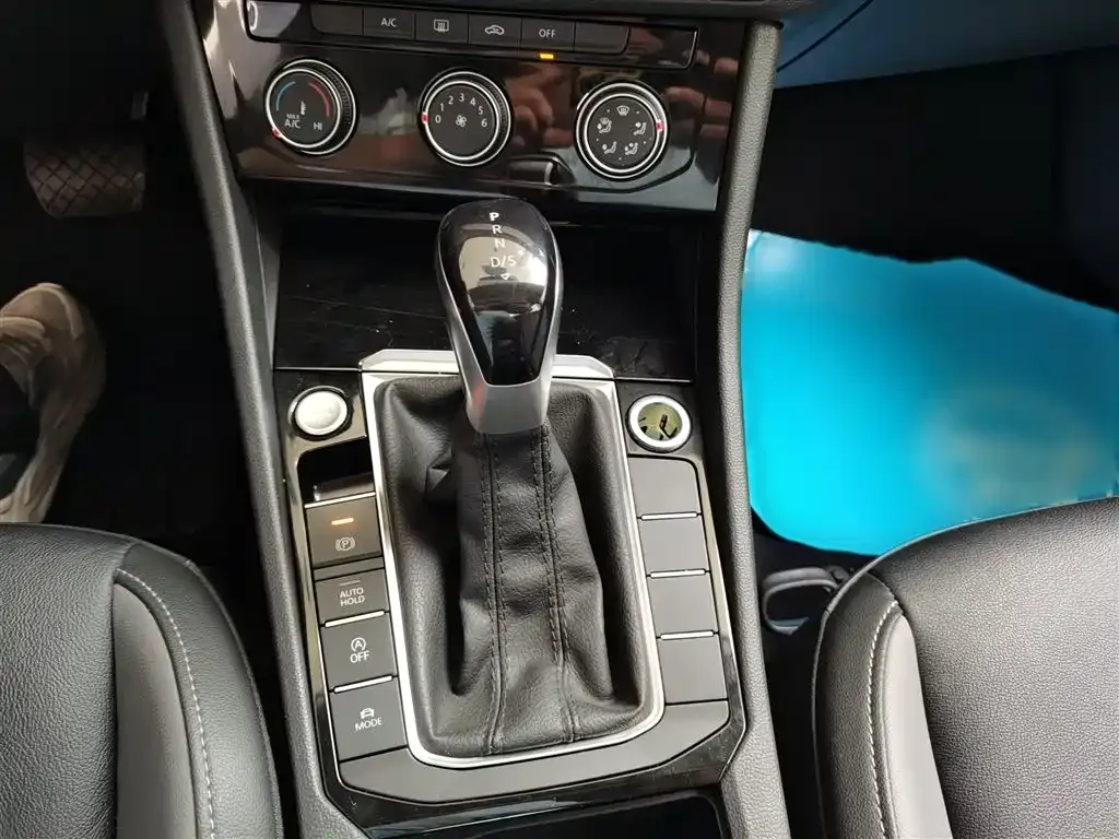 Volkswagen Sagitar 2022 из CN, фото 10