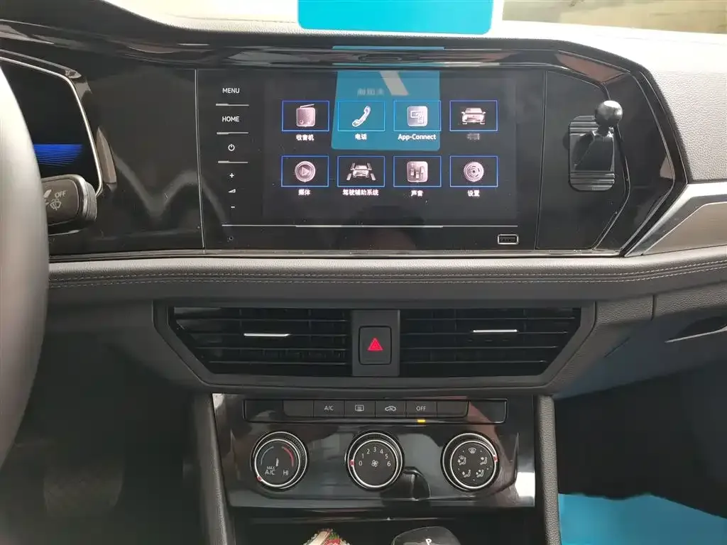 Volkswagen Sagitar 2022 из CN, фото 7