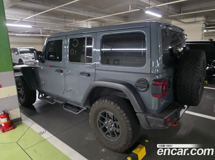 Jeep Wrangler — фото 2