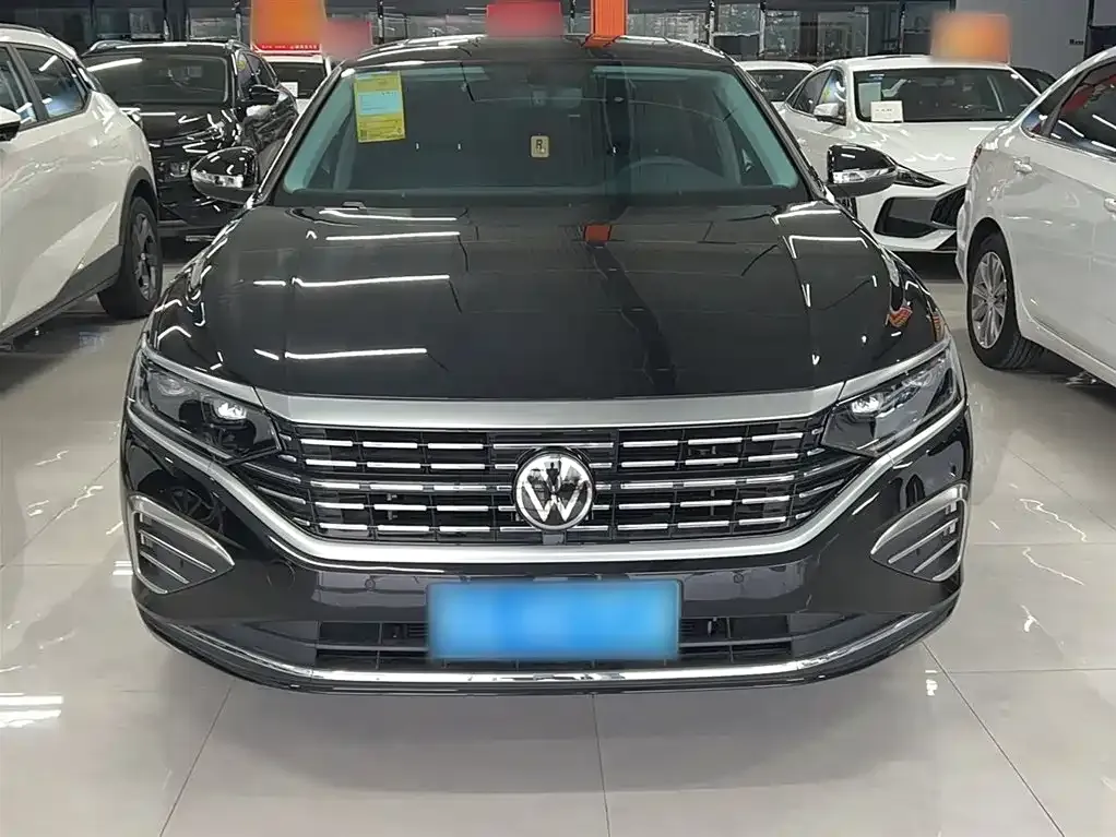 Volkswagen Passat — фото 8
