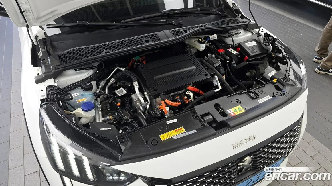 Peugeot 208 2023 из KR, фото 6