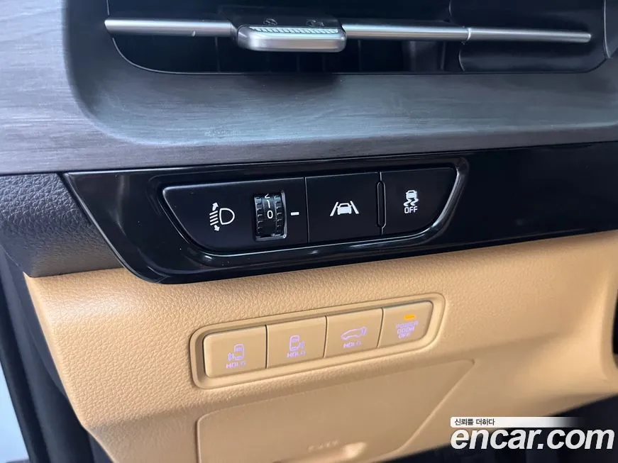 Kia Carnival — фото 10