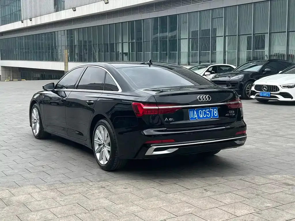 Audi A6L — фото 7