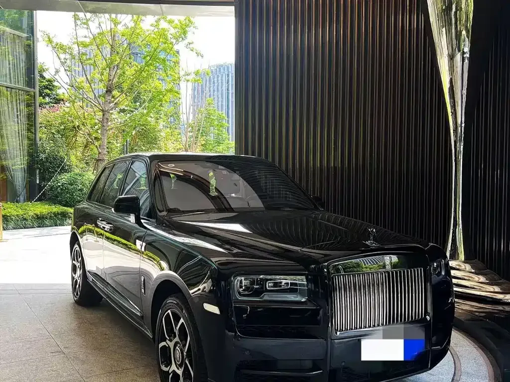 Rolls-Royce Cullinan — фото 2