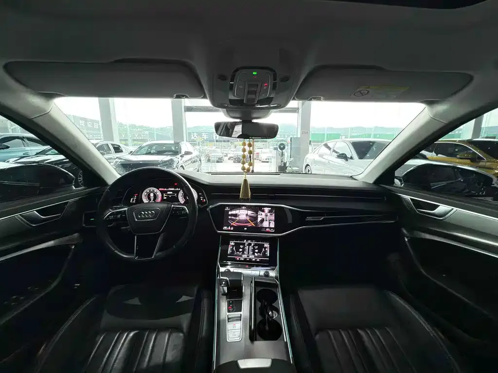 Audi A6L 2023 из CN, фото 8