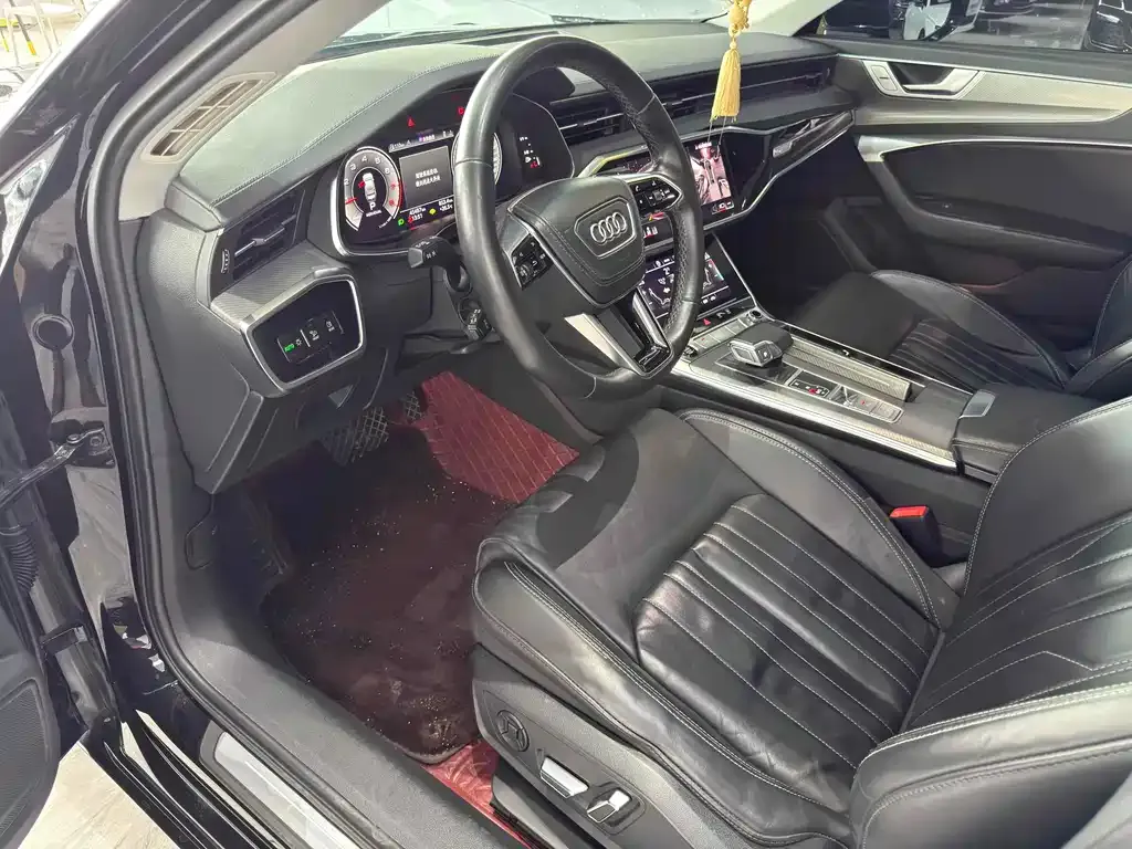 Audi A6L 2023 из CN, фото 9