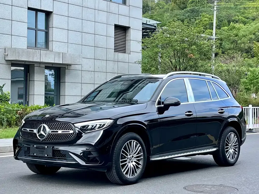 Mercedes-Benz GLC — фото 1