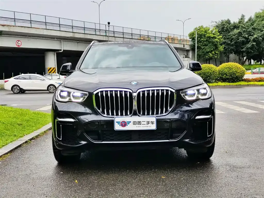 BMW X5 — фото 2