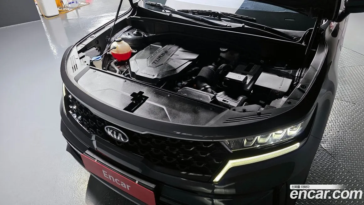 Kia Sorento — фото 6