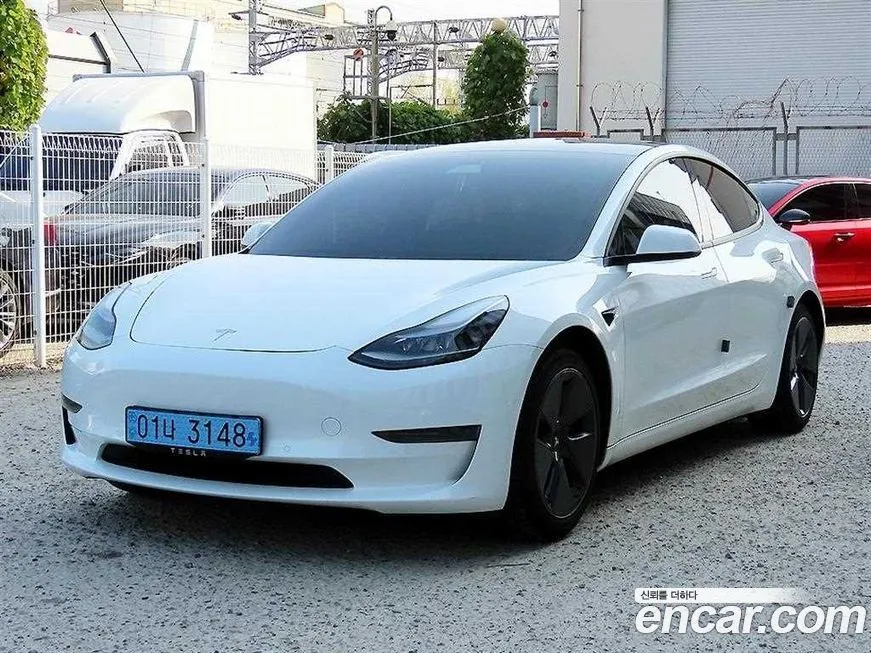 Tesla Model 3 2021 из KR, фото 2