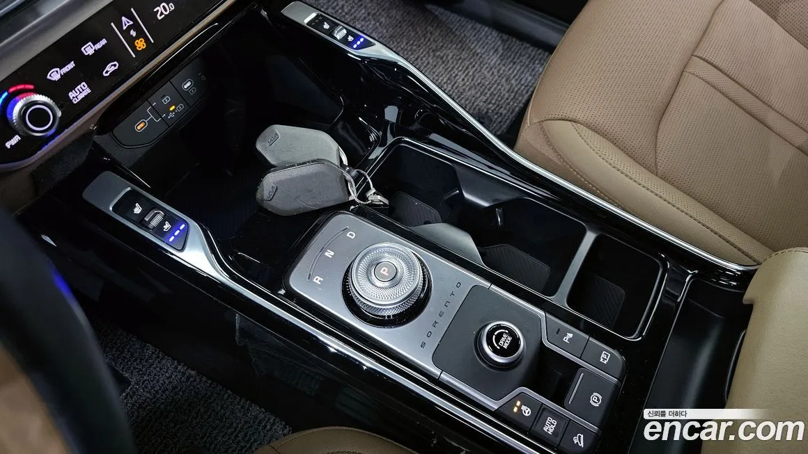 Kia Sorento — фото 9