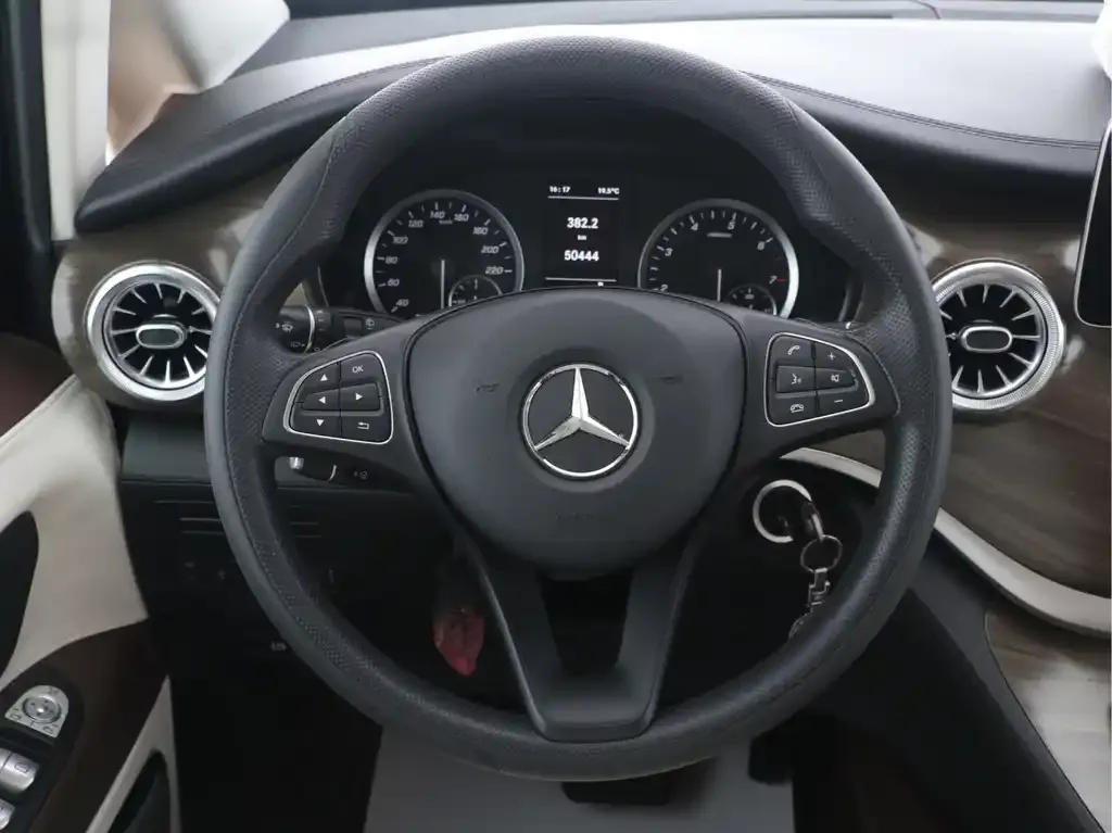 Mercedes-Benz Vito 2022 из CN, фото 8