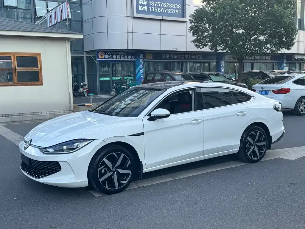Volkswagen Lamando 2022 из CN, фото 1