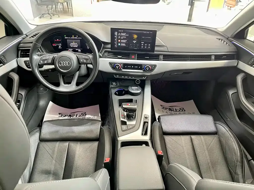 Audi A4L 2022 из CN, фото 9