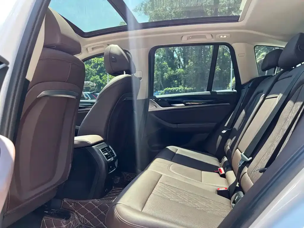 BMW X3 2023 из CN, фото 9