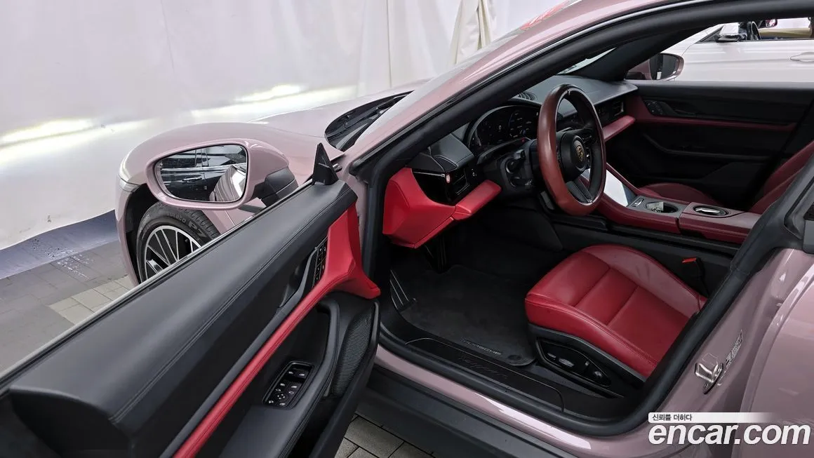 Porsche Taycan 2022 из KR, фото 10