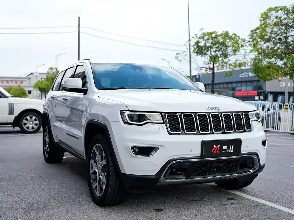 Jeep Grand Cherokee (Import) — фото 3