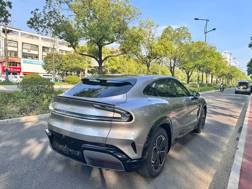Xiaomi YU7 — фото 6