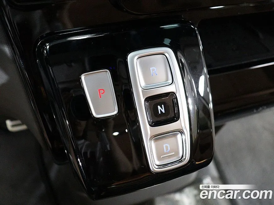 Hyundai Staria 2025 из KR, фото 9