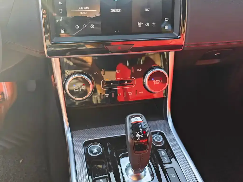 Jaguar XEL 2021 из CN, фото 2