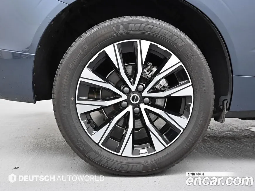 Volvo XC60 2024 из KR, фото 5