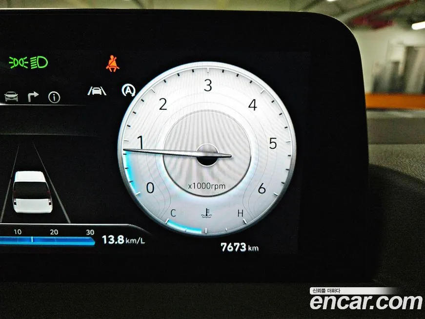 Hyundai Staria 2025 из KR, фото 5