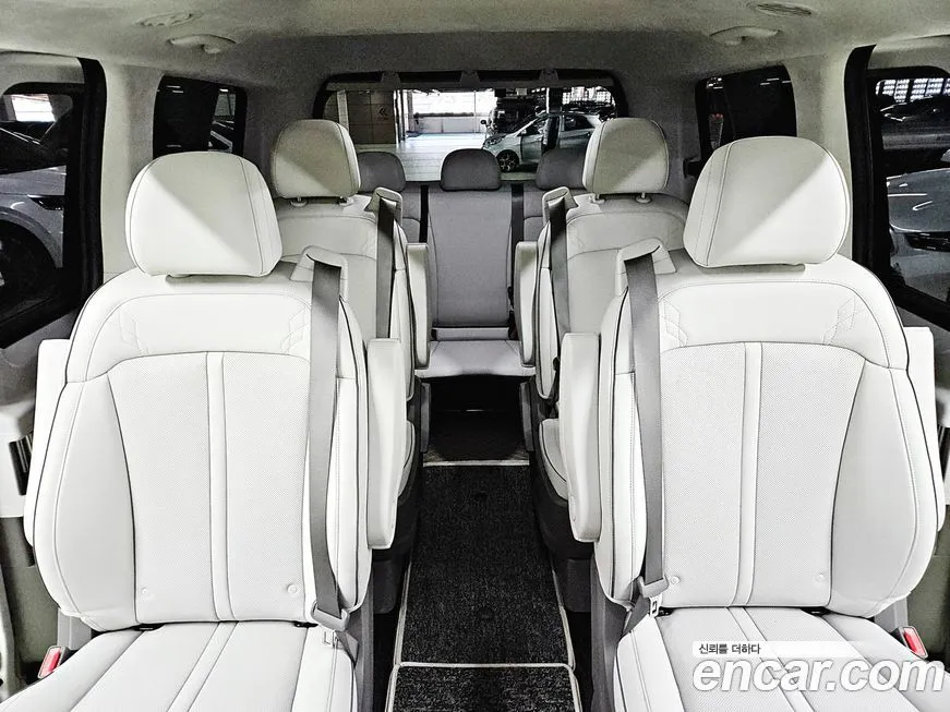 Hyundai Staria 2025 из KR, фото 9