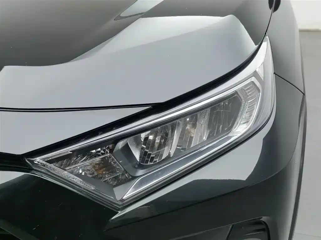 Toyota RAV4 2022 из CN, фото 7