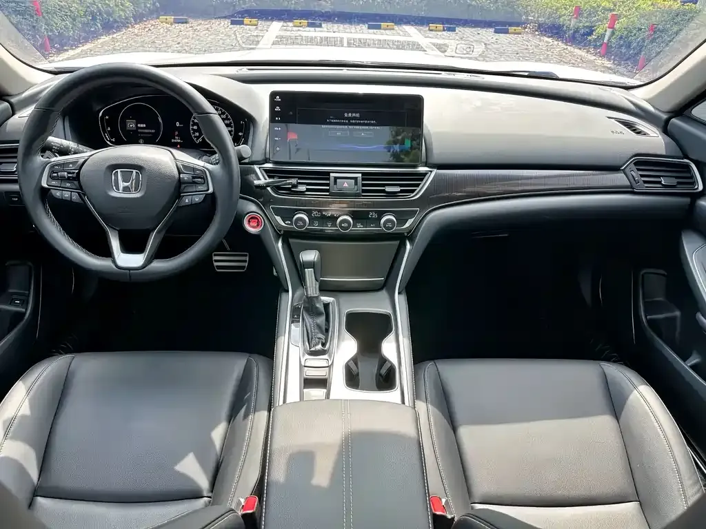 Honda Accord — фото 5