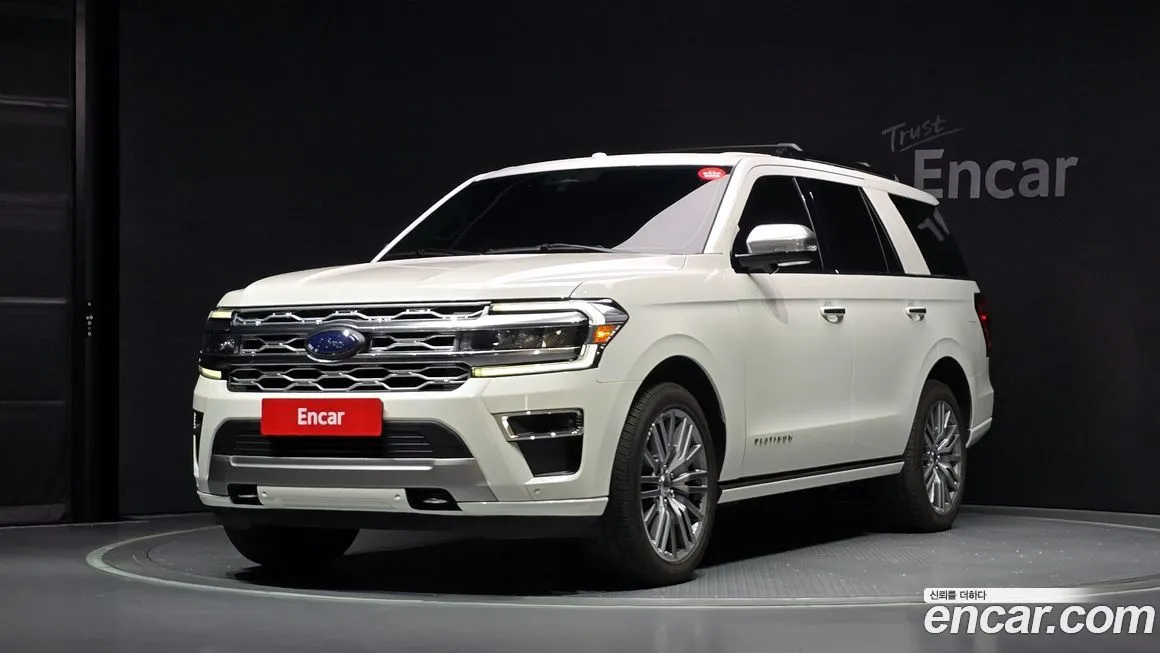 Ford Expedition — фото 1