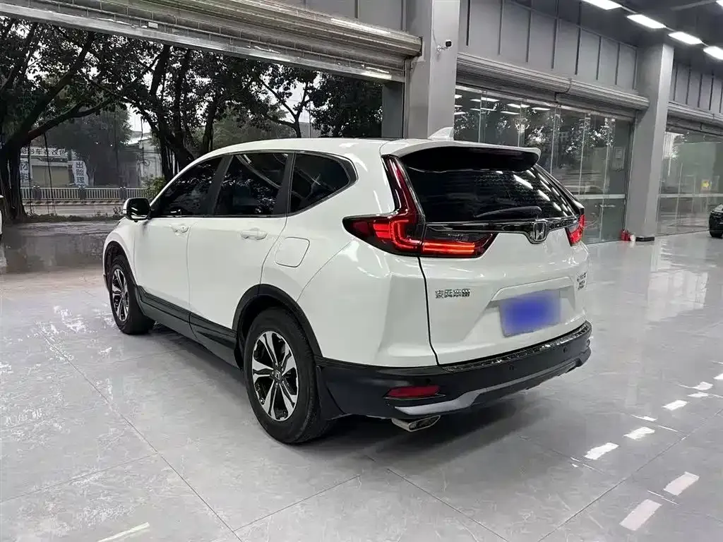 Honda CR-V — фото 10