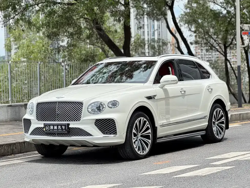 Bentley Bentayga 2022 из CN, фото 1