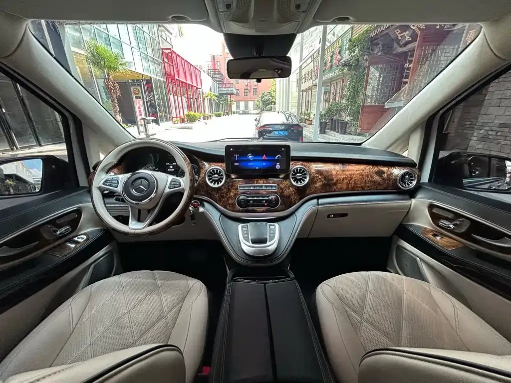 Mercedes-Benz Vito 2023 из CN, фото 6