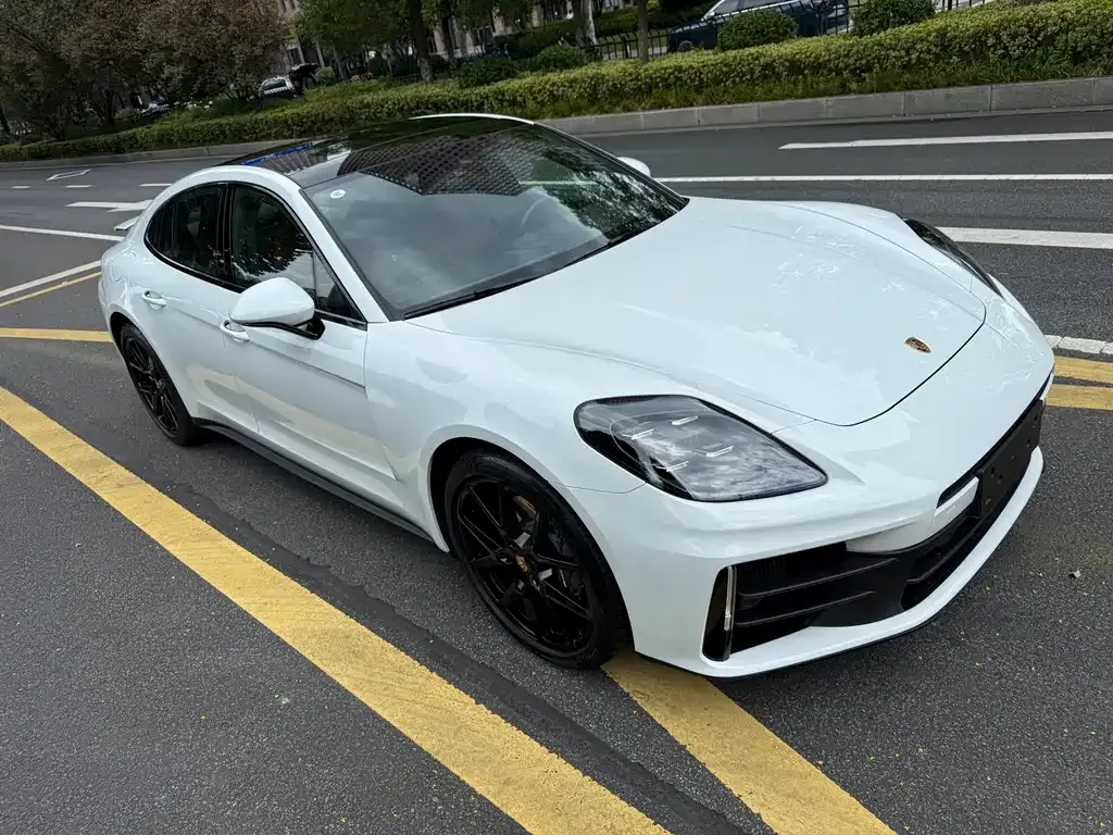 Porsche Panamera — фото 10