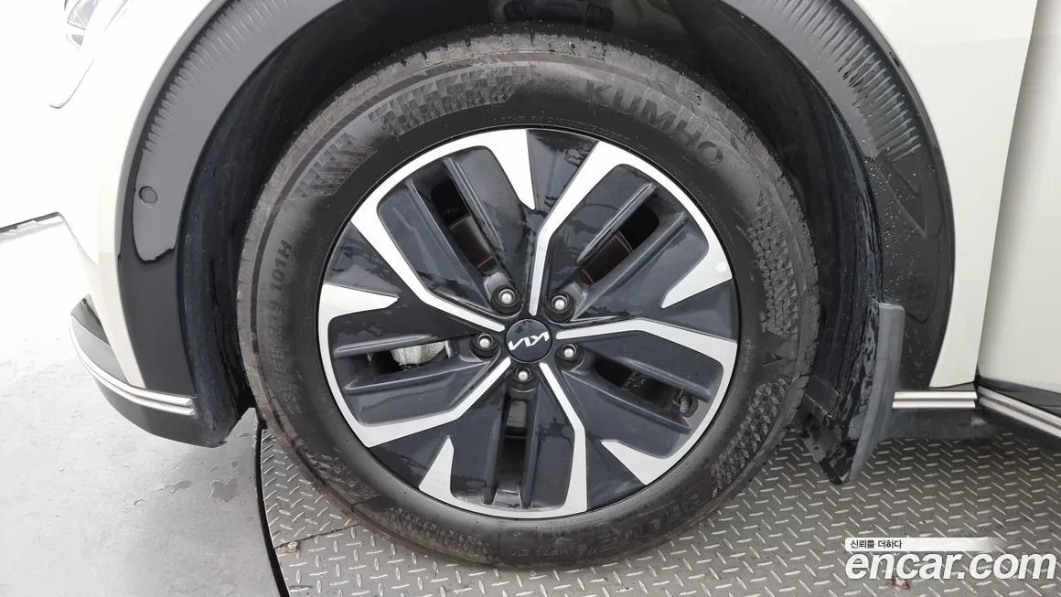 Kia EV6 2022 из KR, фото 5