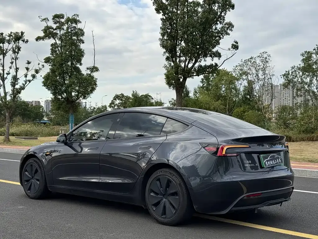 Tesla Model 3 2024 из CN, фото 10