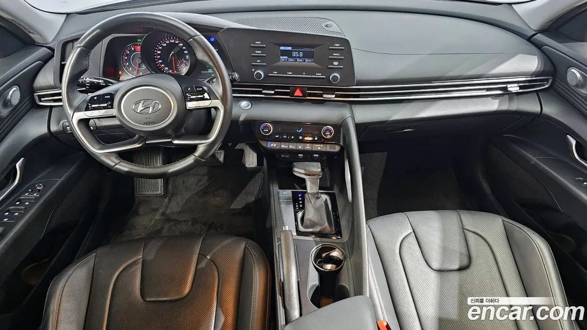 Hyundai AVANTE 2021 из KR, фото 7