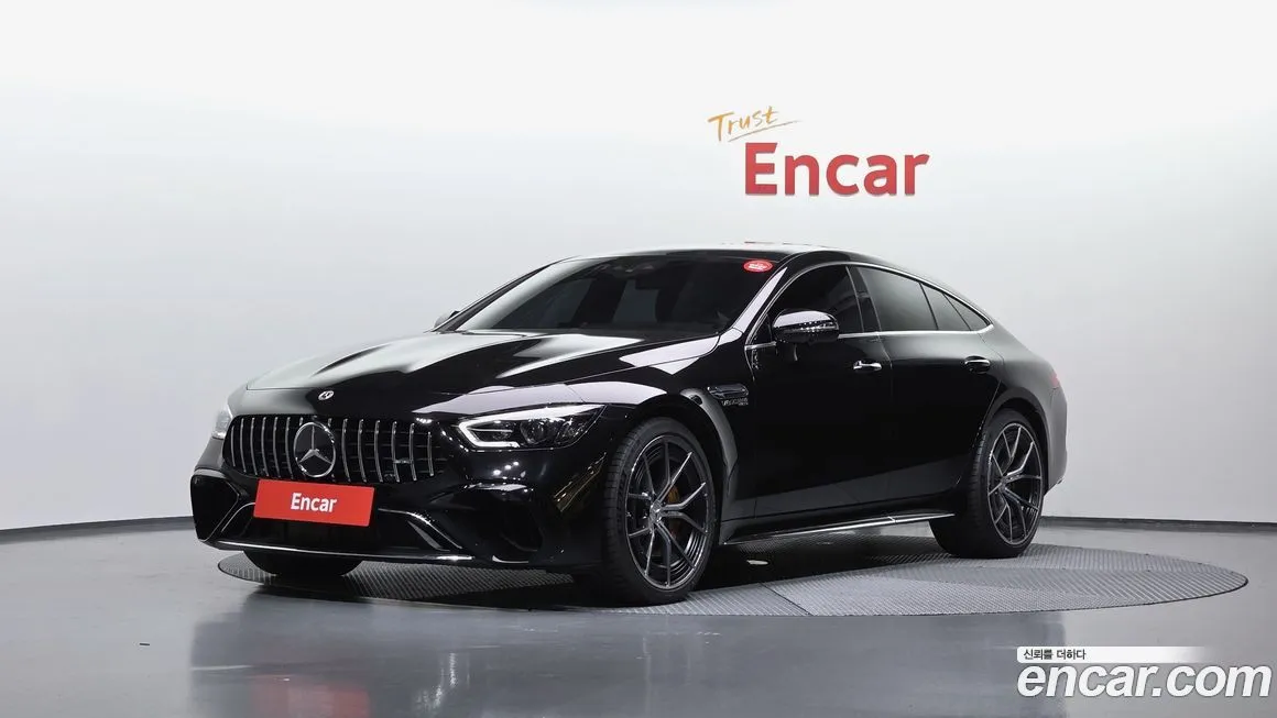 Mercedes-Benz AMG GT — фото 1