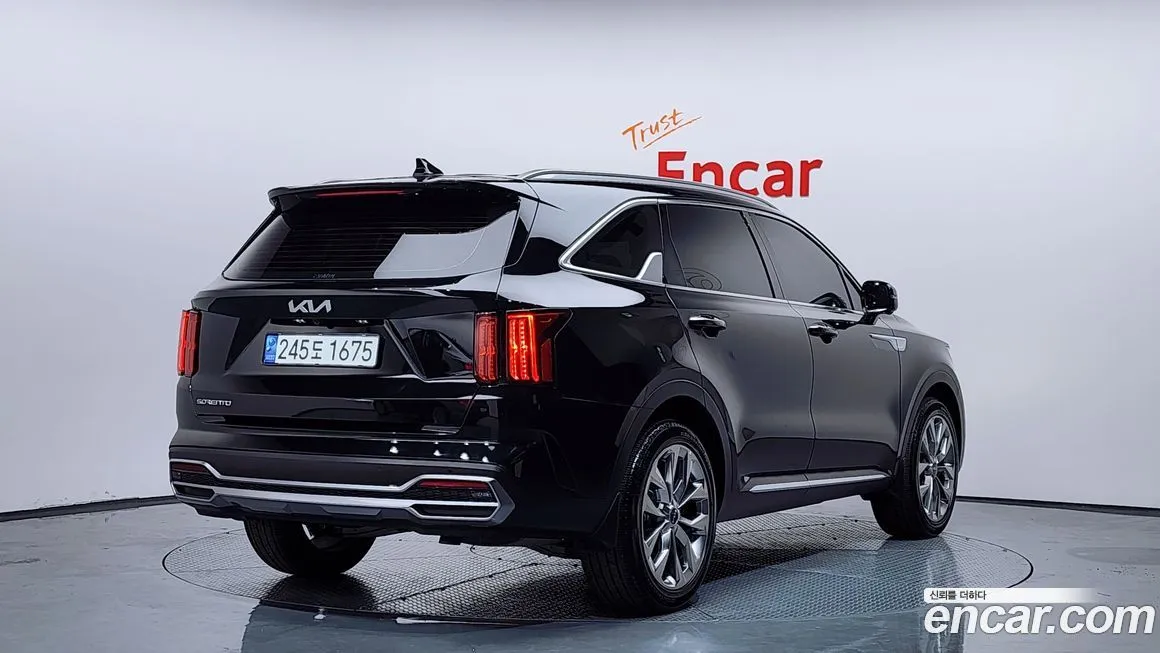 Kia Sorento 2023 из KR, фото 2