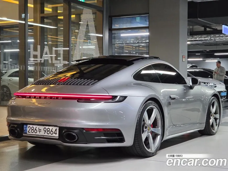 Porsche 911 2021 из KR, фото 4