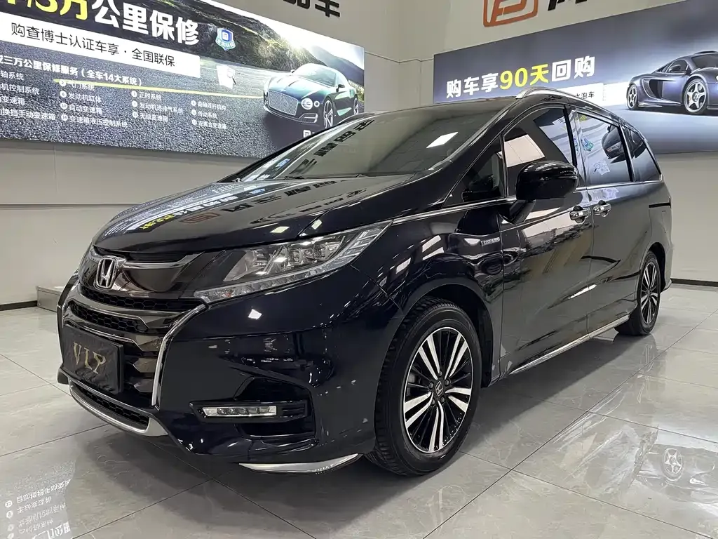 Honda Odyssey — фото 1