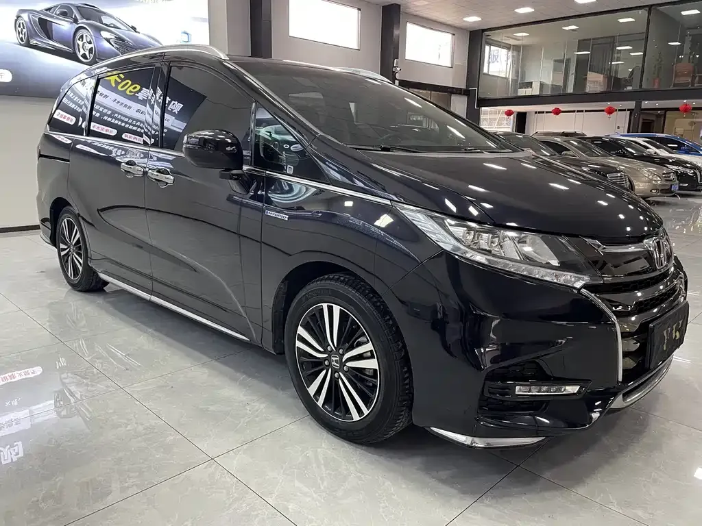 Honda Odyssey — фото 3
