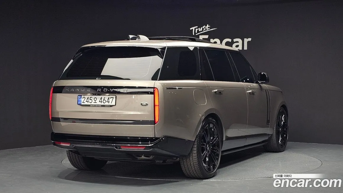 Land Rover Range Rover 2023 из KR, фото 2
