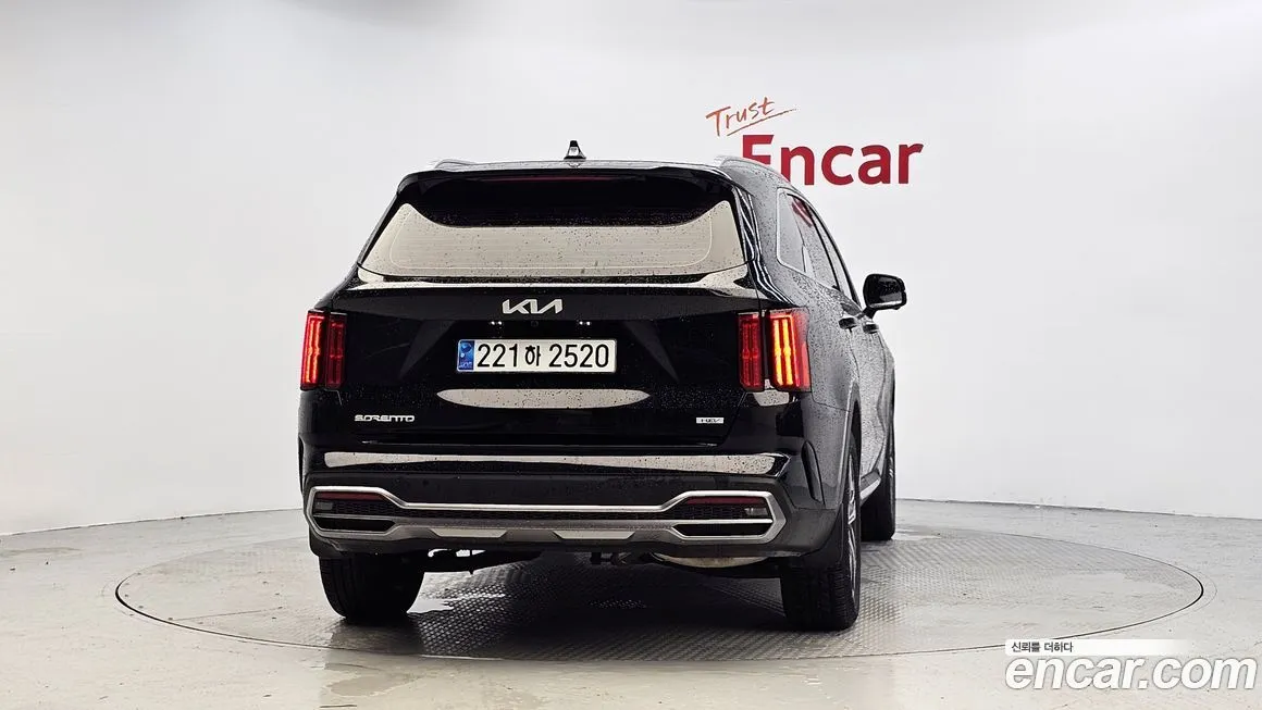 Kia Sorento — фото 4