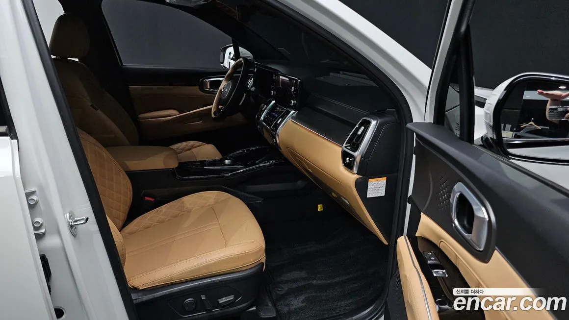 Kia Sorento — фото 10