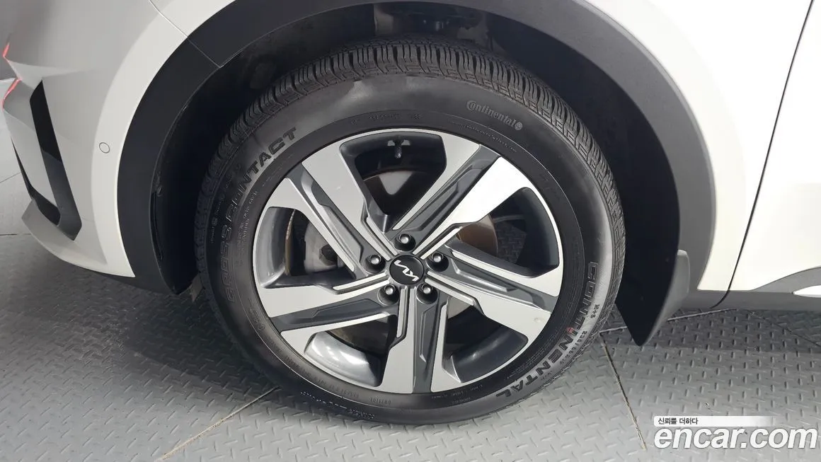 Kia Sorento — фото 5