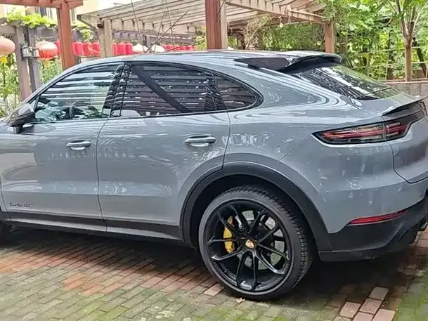 Porsche Cayenne — фото 3