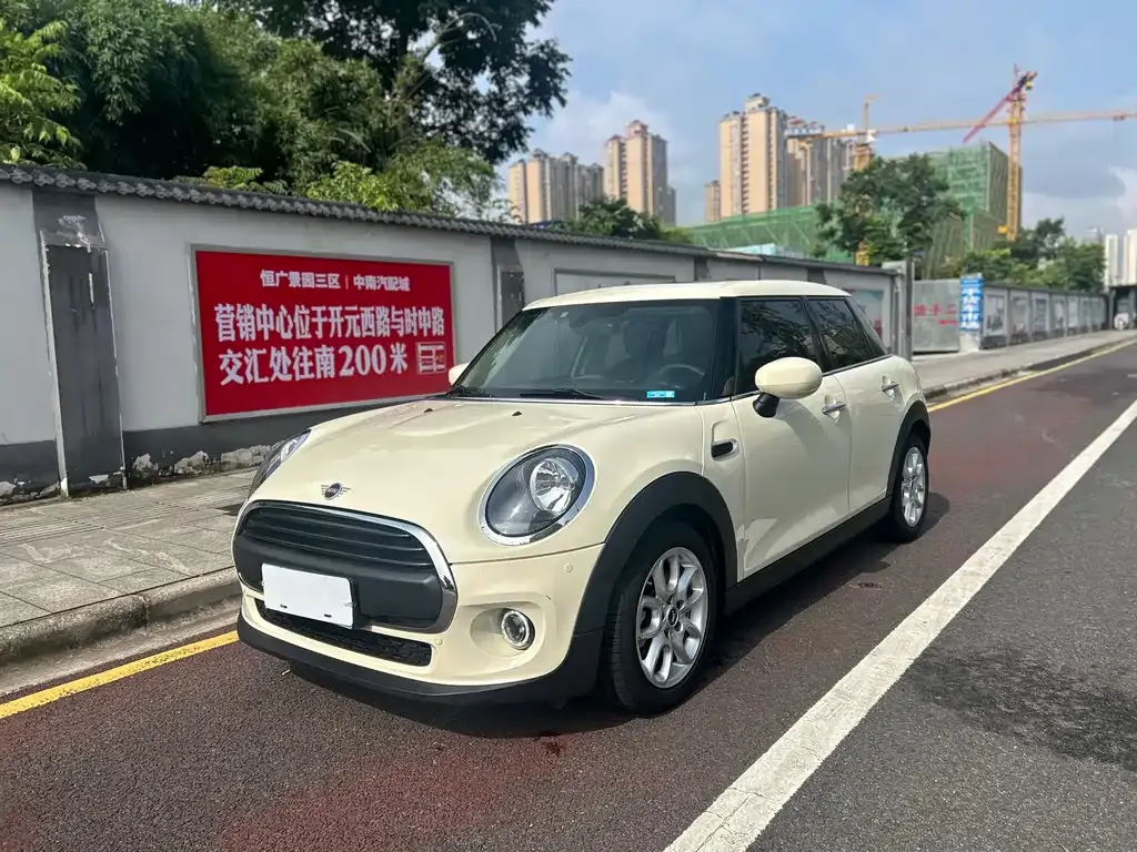 MINI Cooper (3-door) — фото 1